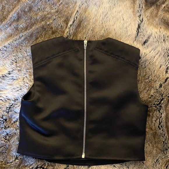 Alexander McQueen Black Cropped Top - Picture 3 of 4